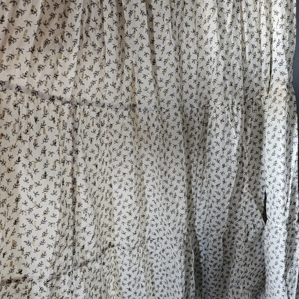 Old Navy Cream Boho Maxi Dress with Tiny Floral Print Siz3 3X - Picture 4 of 11
